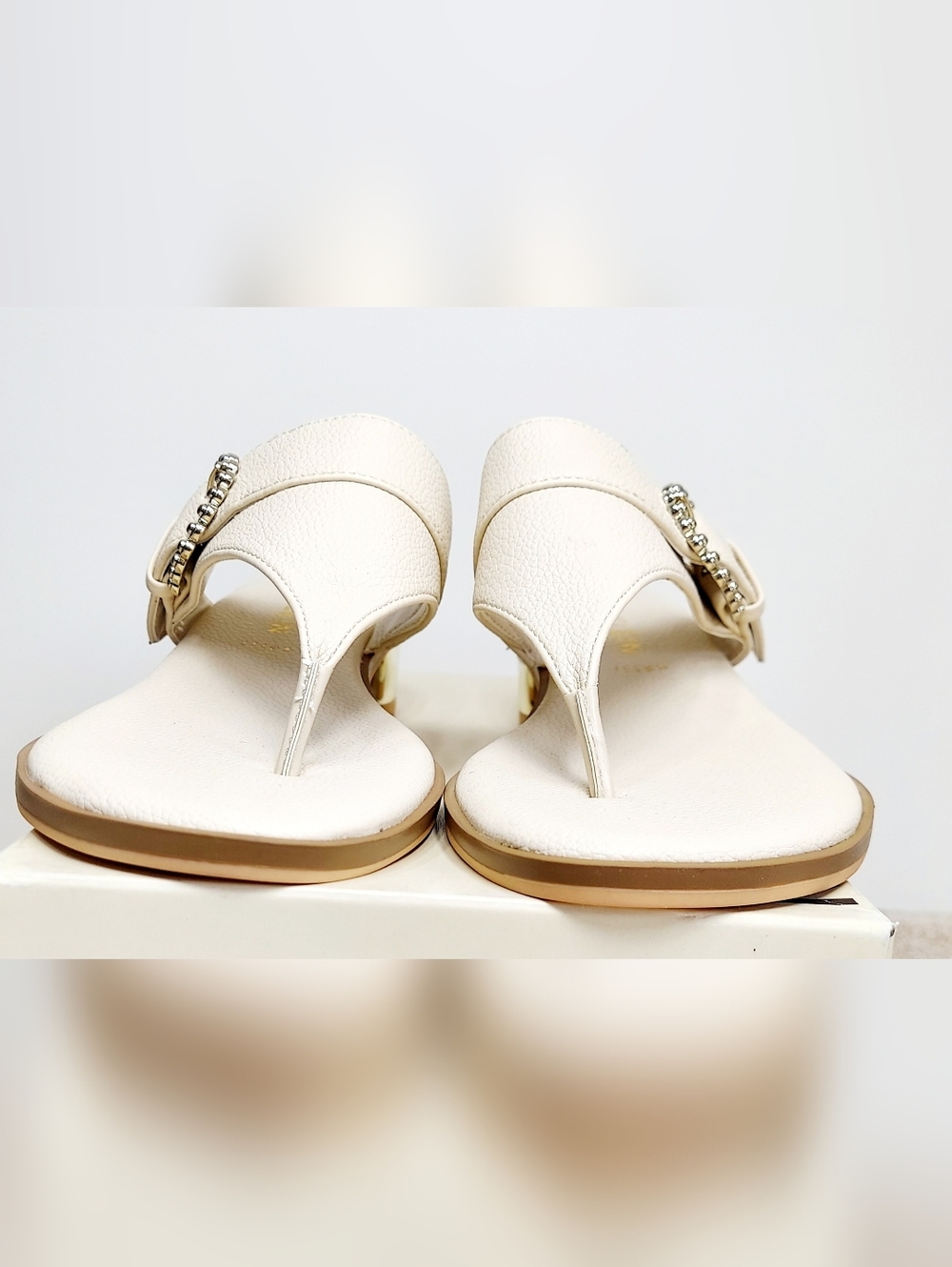 Anne Klein Ivory Thong Iflex Thessy Heel Sandal Women's Size 6.5 NWT Preppy - Picture 9 of 15